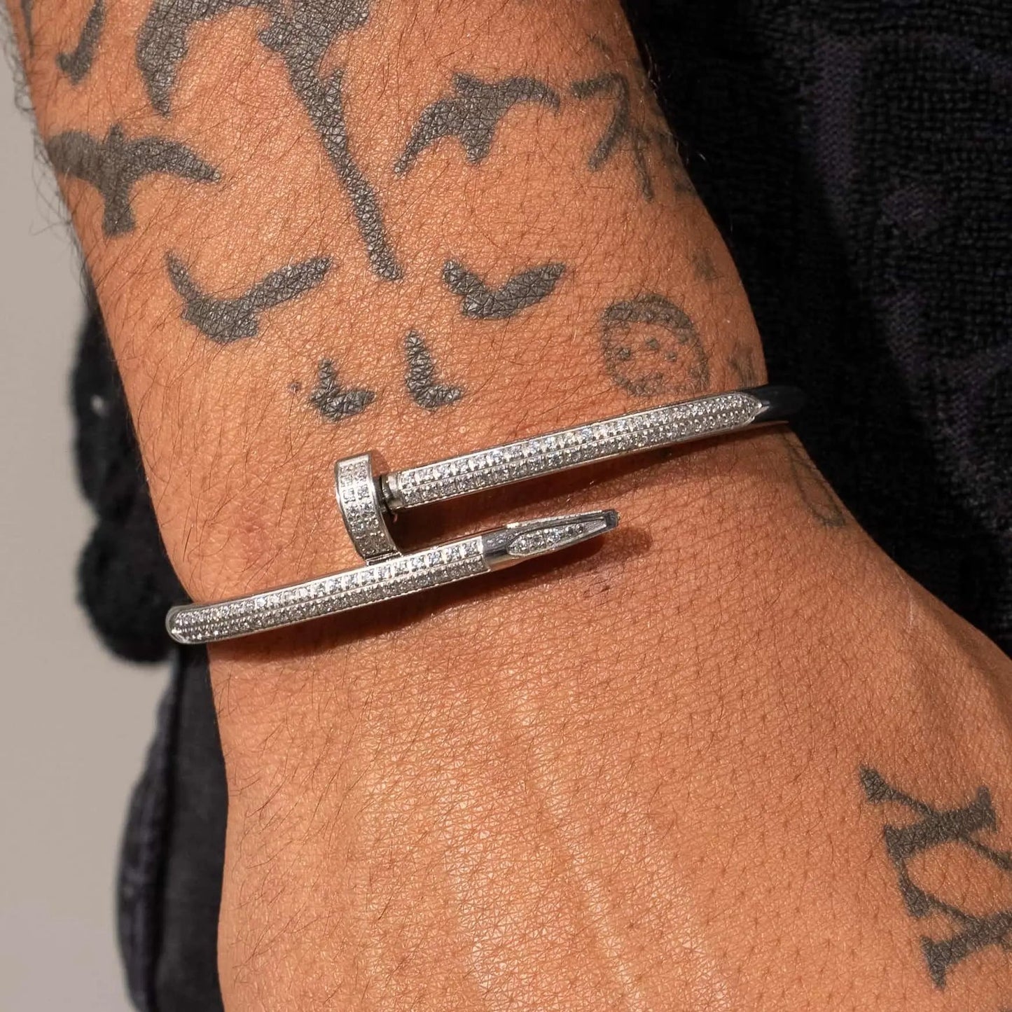 DIAMOR® Iced Nail Bracelet - White Gold