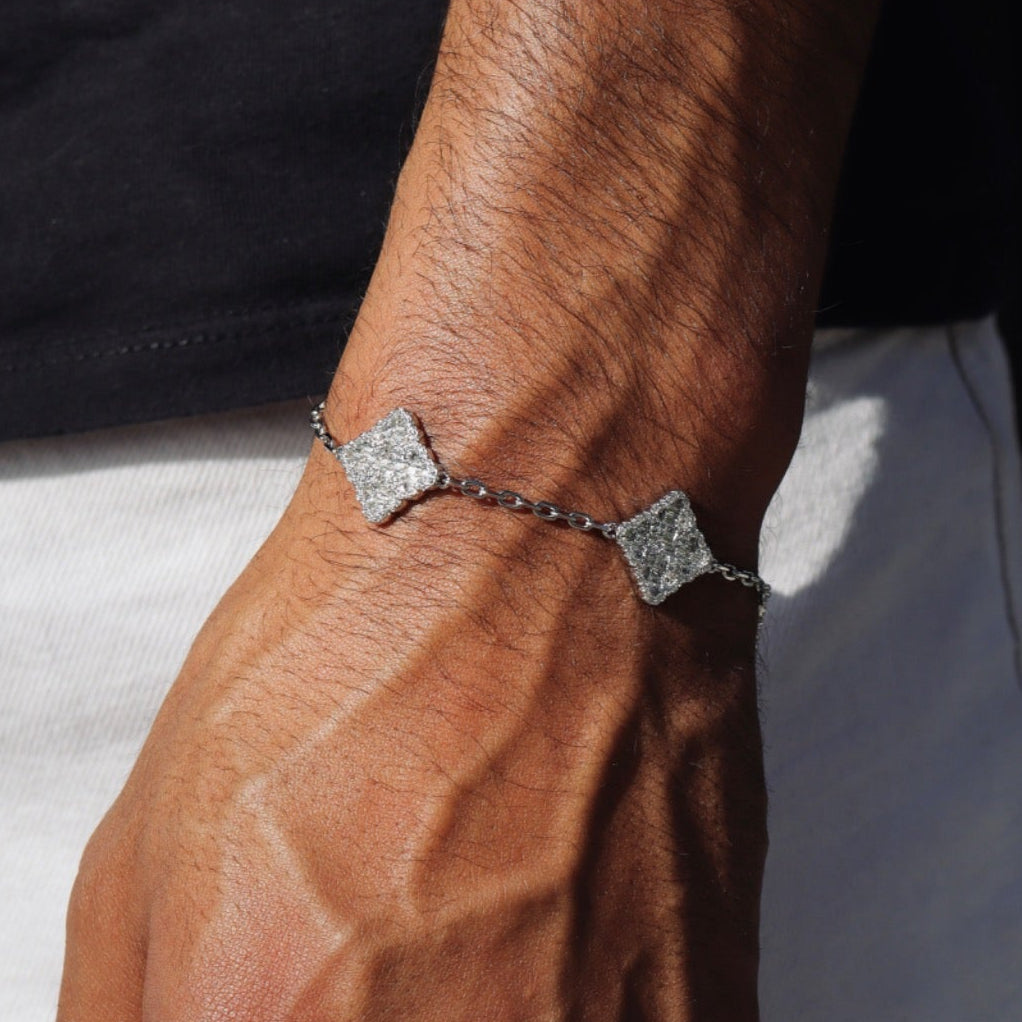 DIAMOR® Iced Clover Bracelet